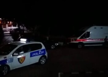 Durrës: Një të ri sulmohet me thikë
