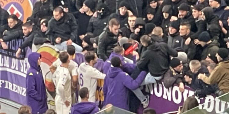 Dzeko me megafon në duar: A kërcënohet për sulmuesi dhe Fiorentina?