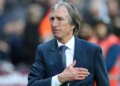 Futbolli anglez në zi, legjenda e West Ham ndërron jetë në moshën 79-vjeçare