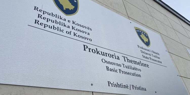 Graçanicë: Një i dyshuar për ndikim në votim, shoqërohet nga policia.