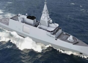 Greqia forcon ushtrinë, anija e fuqishme "Kimon" shërben për forcat detare.