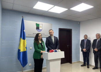 Hoti e quan Osmanin “mbështetje dhe ndarëse” pas takimit me Faton Pecin