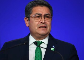 I dënuar me 45 vite burg dhe 8 milion euro gjobë nga SHBA, Trump i jep falje ish-presidentit