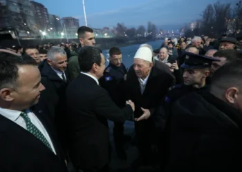 Inaugurohet ura për këmbësorët mbi lumin Ibër (fotogaleri)