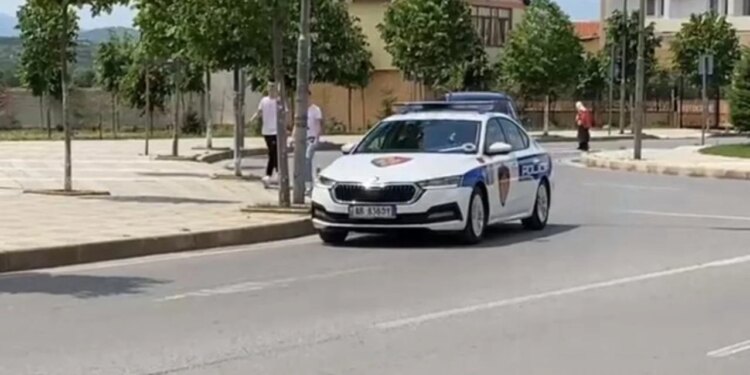 Inspektorët e IKMT-së në Kukës kërcënojnë drejtorin, arrestohet një 33-vjeçar.