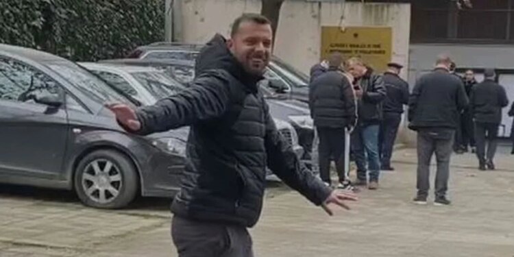 Ish-kapiteni legjendar i Skëndërbeut jep një intervistë për Top Channel pas përfundimit të procesit në SPAK (VIDEO)