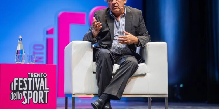 "Juventus është Agnelli", thotë legenda Platini: 'Zonja' nuk është në treg, jam i krenar për John Elkann…