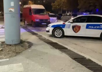 Katër të arrestuar në Vlorë për holdimin e një shqiptari nga Kosova për dy javë dhe kërkesën e 70 mijë eurove