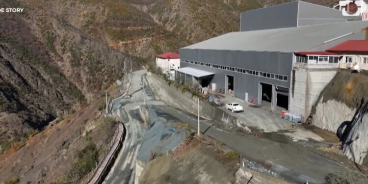 Këndvështrimi nga brenda: Si u arrit greva e minatorëve dhe kush e mban të fshehtë marrëveshjen me kompaninë turke?