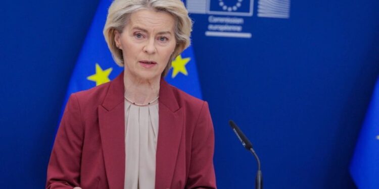 “Kërcënimi i sanksioneve ndaj Rusisë? Një situatë e ndërlikuar”, thotë Von der Leyen: Sa më gjatë të zgjasë lufta, aq më shumë do të kushtojë për Rusinë.