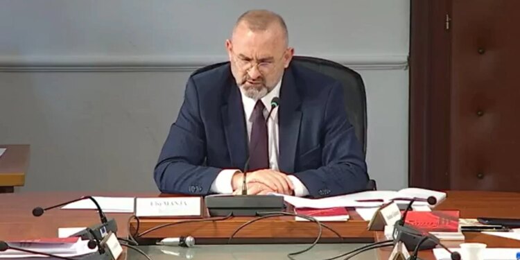 Kërkesat për Avokatin e Popullit, PS propozon 6 emra në seancë. PD: Kemi tërhequr mbështetje, kandidatët nuk kanë besimin tonë.