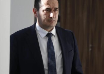 Klodjan Braho emërohet drejtues i ri i SPAK, ja si u shprehën 11 anëtarët e KLP gjatë votimit.