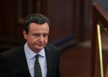 Kosova fillon pranimin e migrantëve të kthyer nga SHBA-të, Kurti: Ata që Amerika nuk i pranon në territorin e saj…