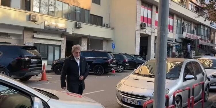 Kryetari i Bashkisë së Shkodrës, Benet Beci, paraqitet në SPAK