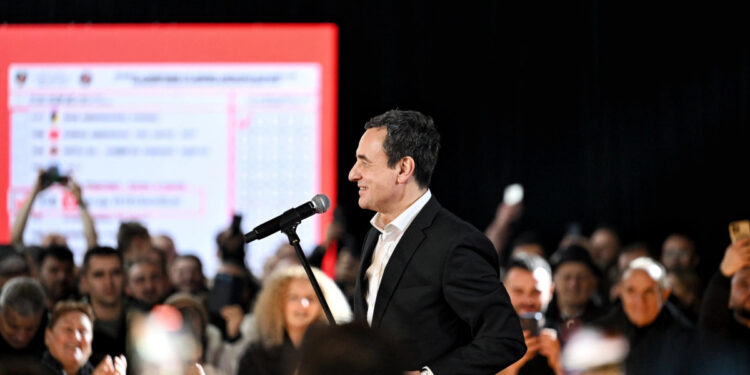 Kurti: Investimet në teknologji do ta transformojnë Pejën në qendër të inovacionit në Dukagjin