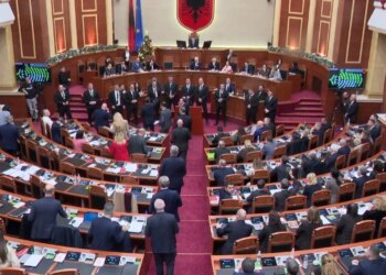 LAJMI I FUNDIT: Votimet fillojnë në Kuvend, Rama arrin ndërsa PD largohet nga salla