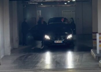 LAJM I FUNDIT: Kreu i ri i SPAK viziton Këshillin e Mandateve, me dy prokurorët e çështjes ‘Balluku’ në shoqërim.