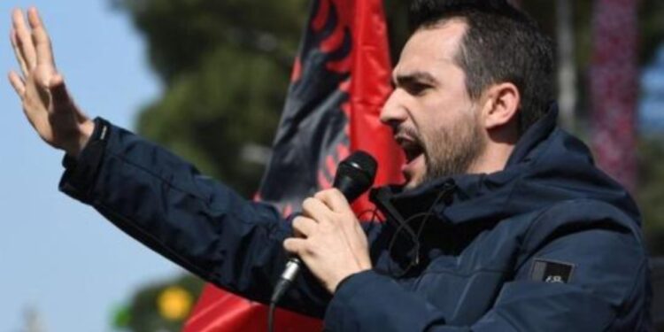 Lapaj reagon ndaj Viktor Zhustit për postimin në Facebook: Më the ‘poste pa problem, nuk është faji im që…’