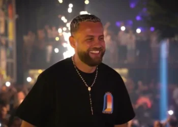 Luiz Ejlli ironizoi Festivalin: A është kjo një paralajmërim për rikthimin e tij?