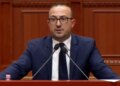 Lushnja në kaos: Korreshi kritikon në Kuvend deputetët dhe ministrin për mosshpërndarjen e fondeve