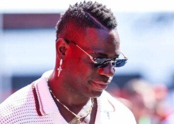 Mario Balotelli përfundimisht fiton "dëshminë e pastër" pas akuzave për shofer të pabindur dhe "alkolizim", dënimet ndaj tij u mbyllën sot.