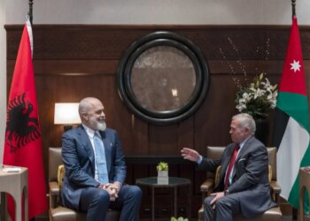 “Mik i çmuar”/ Rama në Jordani për vizitë, pritet nga mbreti Abdullah II bin Al-Hussein