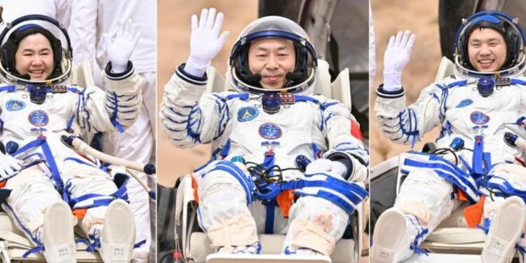 Misioni i veçantë kinez: Astronautët gjejnë gjurmë meteoritësh në Hënë dhe sjellin disa kilogramë shkëmbinj në Tokë.