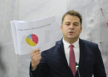 Muja e quan "propagandë të poshtër" akuzat e opozitës mbi importin e energjisë elektrike nga Serbia.