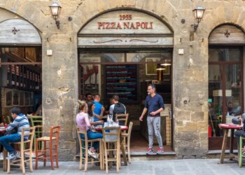 Napoli shpallet “mbretëresha” e ushqimit për vitin 2025, ja pozita e Shqipërisë në këtë rangim.