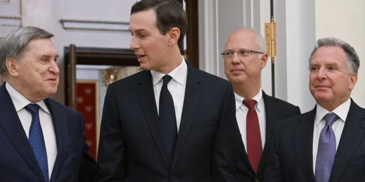 "Negociatat po vazhdojnë" / Përfaqësuesi i Moskës për Ukrainën paralajmëron: Kemi rrezik për një Luftë të Tretë Botërore.