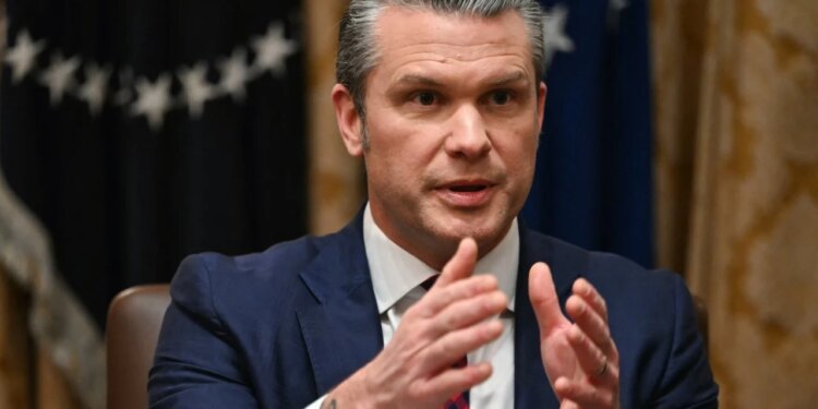 “New York Times” përgatit padinë ndaj Pentagonit për kufizimin e aksesit të medias