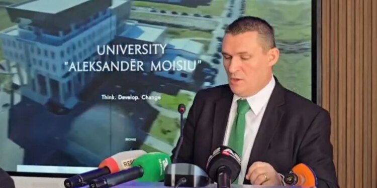 Nga lufta kundër korrupsionit, te dorëzimi i detyrës për kreun e ri të SPAK-ut: Dumani në takim me studentët në Durrës