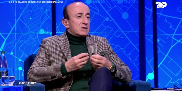 "Nuk i shkatërrojnë mazhorancën, por shpallin armiq brenda partisë" / Ish-deputeti Sula kritikon PD: Sali Berisha po përpiqet të konsolidojë pozitat e tij.