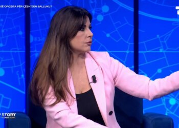 “Nuk i tërheq protestat qytetarët”, gazetari në ‘Top Story’: Dijnë që opozita nuk ka fuqinë për të përmbysur mazhorancën sepse…