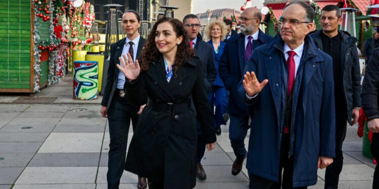 Osmani diskuton me Begajn: Kosova dhe Shqipëria duhet të qëndrojnë gjithmonë të bashkuara.