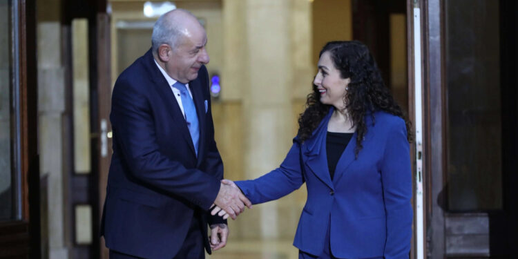 Osmani mban takim me presidentin e Hungarisë, Tamas Sulyok