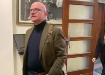 PS kërkon përjashtimin e 29 deputetëve të PD pas konflikteve në Kuvend, demokratët ndihen të ftuar në mbledhjen e Sekretariatit të Etikës.