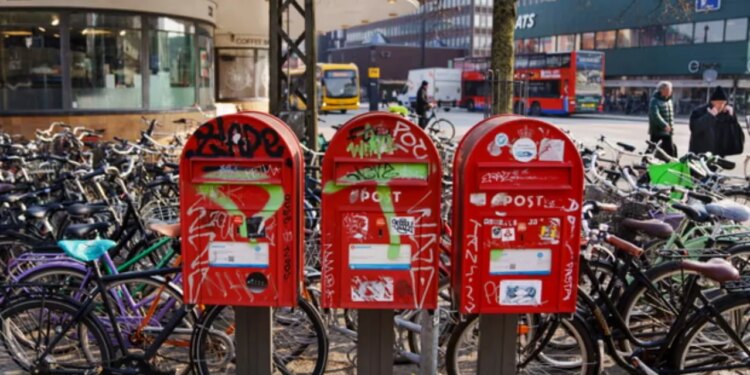 Përmbyllja e një tradite 400-vjeçare: Danimarka dërgon letrën e saj të fundit me postë/ Të rejat në komunikim në këtë vend nordik