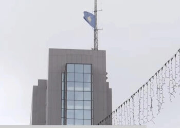 Qeveria ofron më shumë se 100 euro për fëmijët dhe pensionistët