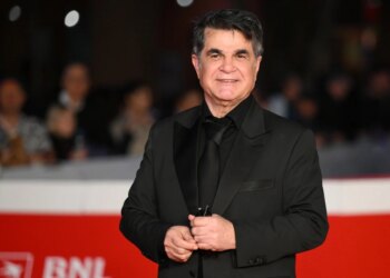 Regjisori iranian, i propozuar për çmimin Oscar, dënohet me një vit burg.