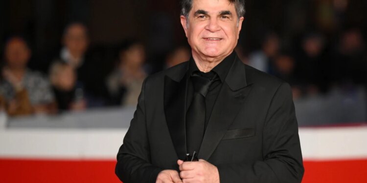 Regjisori iranian, i propozuar për çmimin Oscar, dënohet me një vit burg.