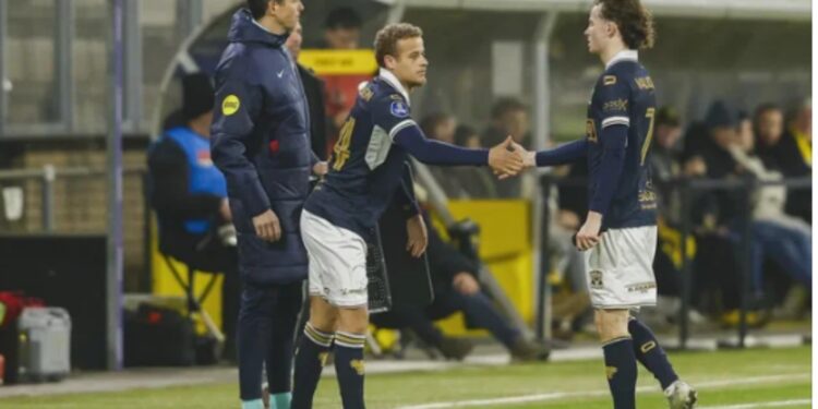 Rekord në Holandë: Go Ahead Eagles bën 8 zëvendësime në një ndeshje…dhe kjo është e pranueshme.