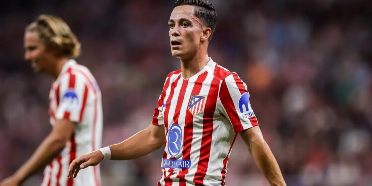 Romë në kërkim për një sulmues, verdhekuqtë fokusohen te lojtari që u largua nga Napoli këtë verë.