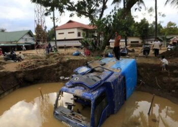 Rritja e numrit të viktimave nga përmbytjet në Indonezi: 631 të vdekur dhe 472 të plagosur