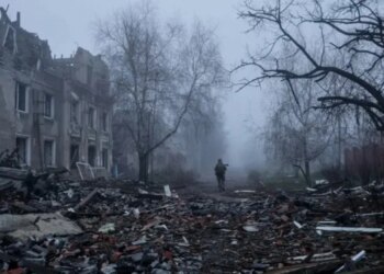 Rusia vazhdon avancimin në territorin ukrainas, banorët ukrainas po ikin nga shtëpitë e tyre në mes të dimrit.