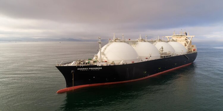 SHBA arrin marrëveshje për energjinë me Hungarinë, furnizim me 2 miliardë m3 gaz natyror në pesë vjet