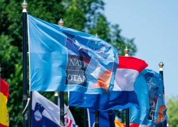 SHBA jep ultimatum për BE-në: Pranoni të mbuloni shumicën e shpenzimeve të NATO-s deri në vitin 2027.