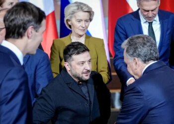 SHBA ofron mbështetje të madhe për sigurinë e Ukrainës, por çështja e sovranitetit mbetet e paqartë.