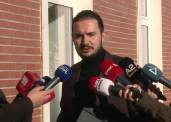 Salianji para takimit të kryesisë së PD: Protestat janë mënyra e duhur, jo takimet para Kryeministrisë.