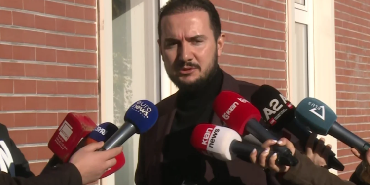 Salianji para takimit të kryesisë së PD: Protestat janë mënyra e duhur, jo takimet para Kryeministrisë.